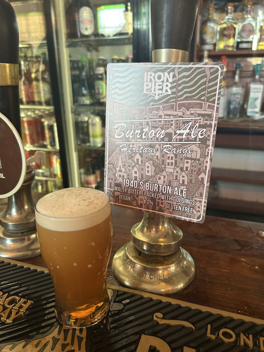 PubsSaving's tweet image. Beer festival at The Trafalgar #pub #southwimbledon yesterday! #realale #cask