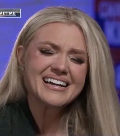 Grace Hot Mics tweet media