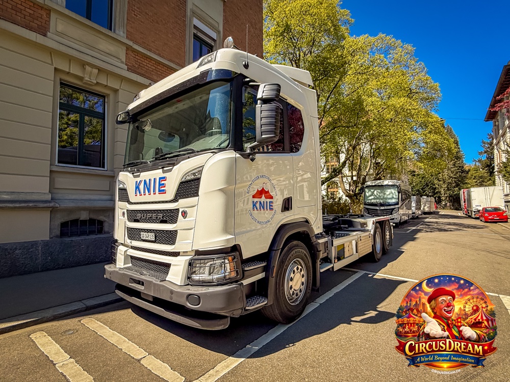 circusdream's tweet photo. Der Circus Knie auf dem Spelteriniplatz in St. Gallen — als Ort, als Atmosphäre, als Welt für sich. 🎪✨
📍 25. April – 3. Mai 2026 · St. Gallen 📸 © Fotos by Marcel Hutzli 2026 · https://t.co/xqn1ZckWH9
#CircusKnie #Knie2026 #DerZirkus #StGallen #Zirkus https://t.co/poUk0wm9kW