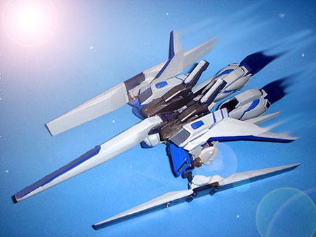 15年位前にジャンクのMGを寄せ集めて作った オリジナル変形MS ○両肩の