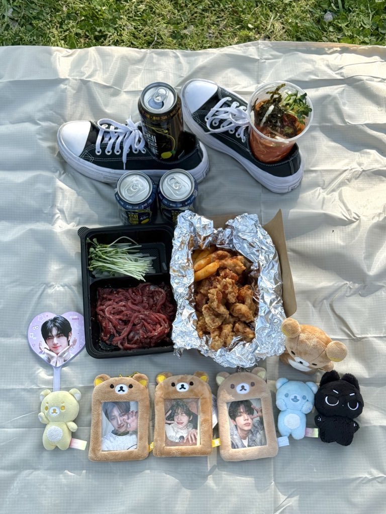 코미ᰔ tweet media