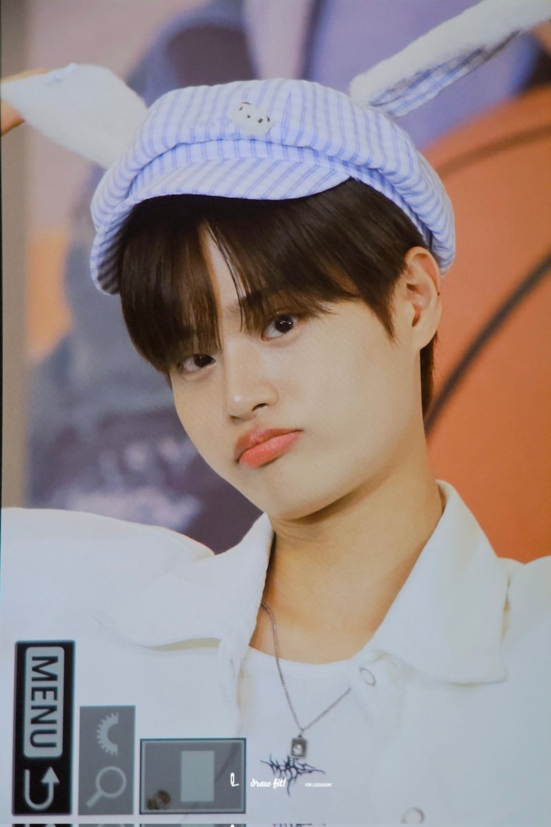 Draw fit tweet media