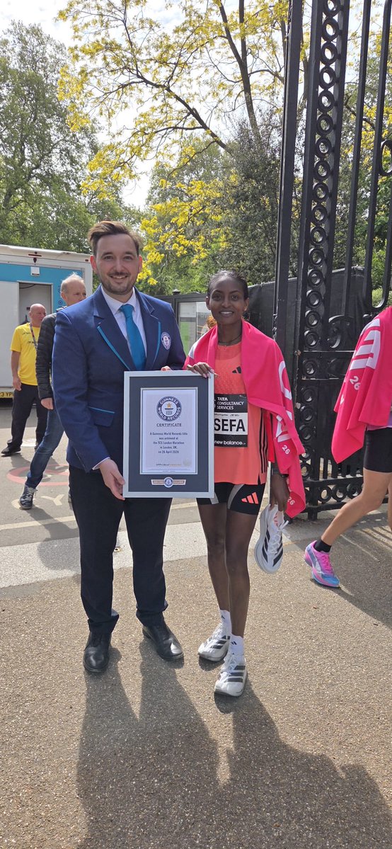 Guinness World Records tweet media