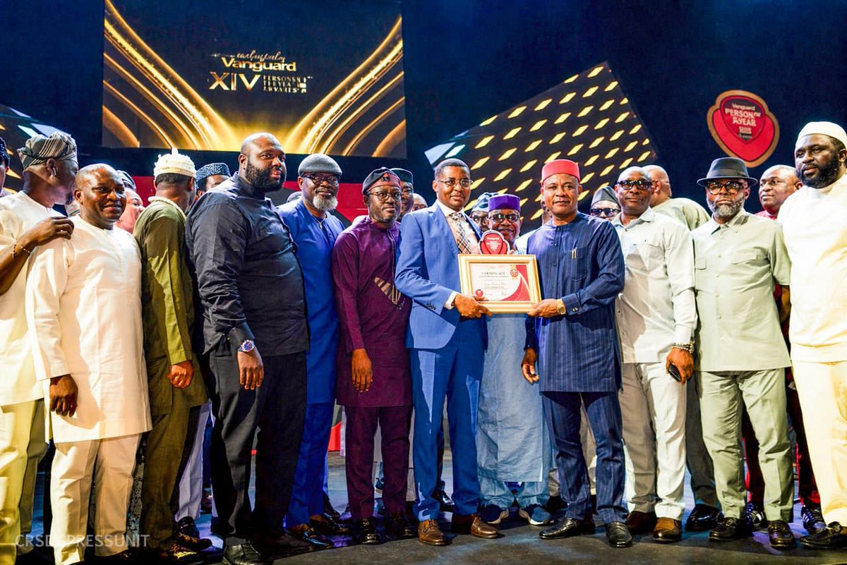 rt_honpodey's tweet photo. It was an honour to represent His Excellency, Governor Bassey Otu, at the Vanguard Awards in Lagos, where he was recognised as “Good Governance Governor of the Year.” I proudly received the award on his behalf. https://t.co/6wMX60jfG7