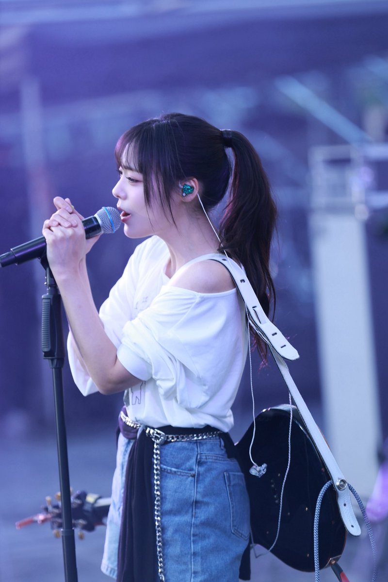 힘찬 응원으로 함께해준 바위게 덕분에 더 뜨겁게 즐겼던 공연🔥
히어로 락 페스티벌 좋아해 📢

#QWER #히어로락페스티벌 #herorockfestival