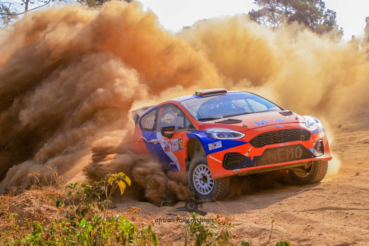 innocentm16's tweet photo. In the land of Milk and Honey, Mbarara it’s not just about the cars it’s about the crowd, the clouds of dust, and the pure adrenaline in the air. The Pearl Rally is coming, 7th-10th May. @NCSUganda1 @moilenergies  @MoilRallyTeam @MotorsportUG @Mwesigwa_Resort @AskKCBUganda https://t.co/D54Hmi7Wfp