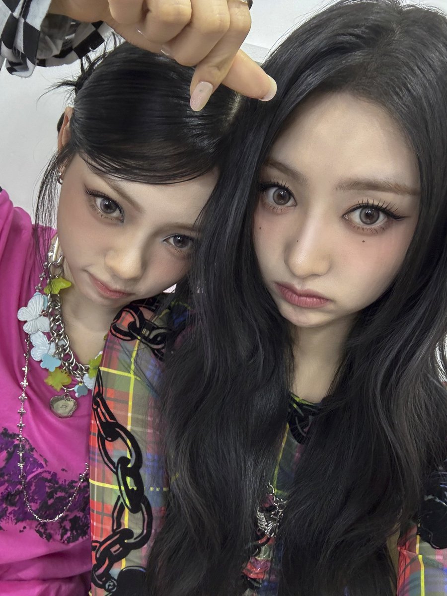 evon pics tweet media