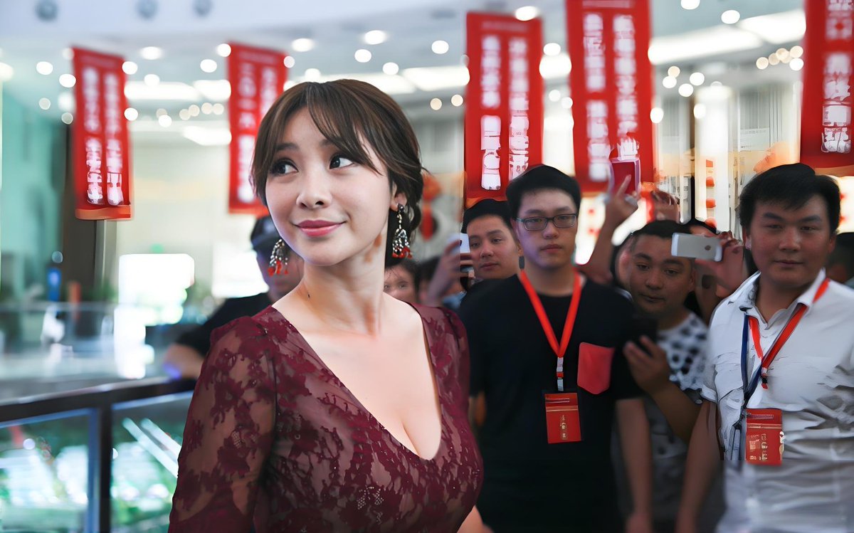 女明星🇨🇳 tweet media