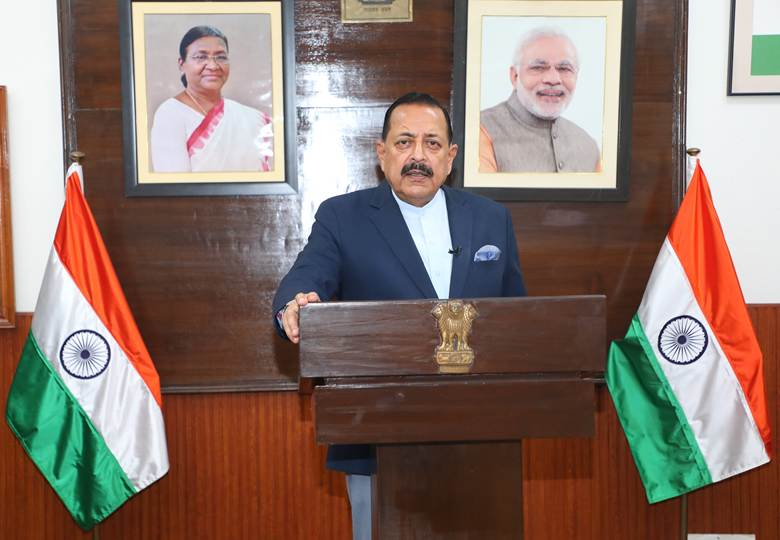 PIB_India's tweet image. Union Minister of State @DrJitendraSingh addresses the PAN-IIT Alumni Conference at Los Angeles Conference virtually

The conference is being attended by #IIT alumni network comprising global technology leaders, entrepreneurs, investors and researchers

The MoS describes emerging