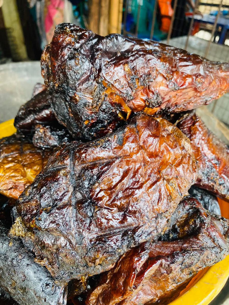 BrendaEbyslady's tweet image. Will you choose this Asa dried fish over Sunday chicken and stew ? #higlights  #highlightseveryone #highlightseveryonefollower
#cheating 
#costofdriedfishinnigeria
#driedfishmarket