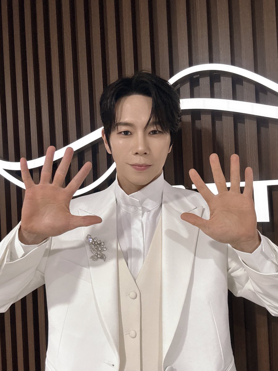 라이브러리 아티스트 tweet media