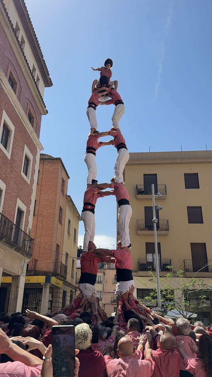 Colla Vella dels Xiquets de Valls tweet media