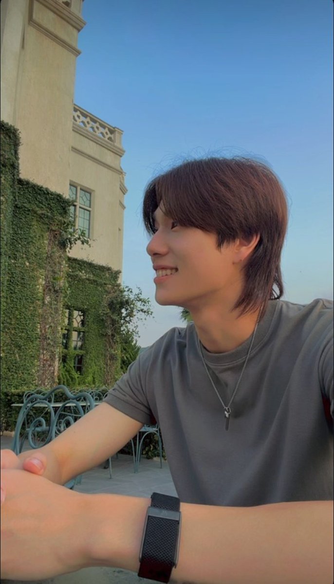 fowieess tweet media