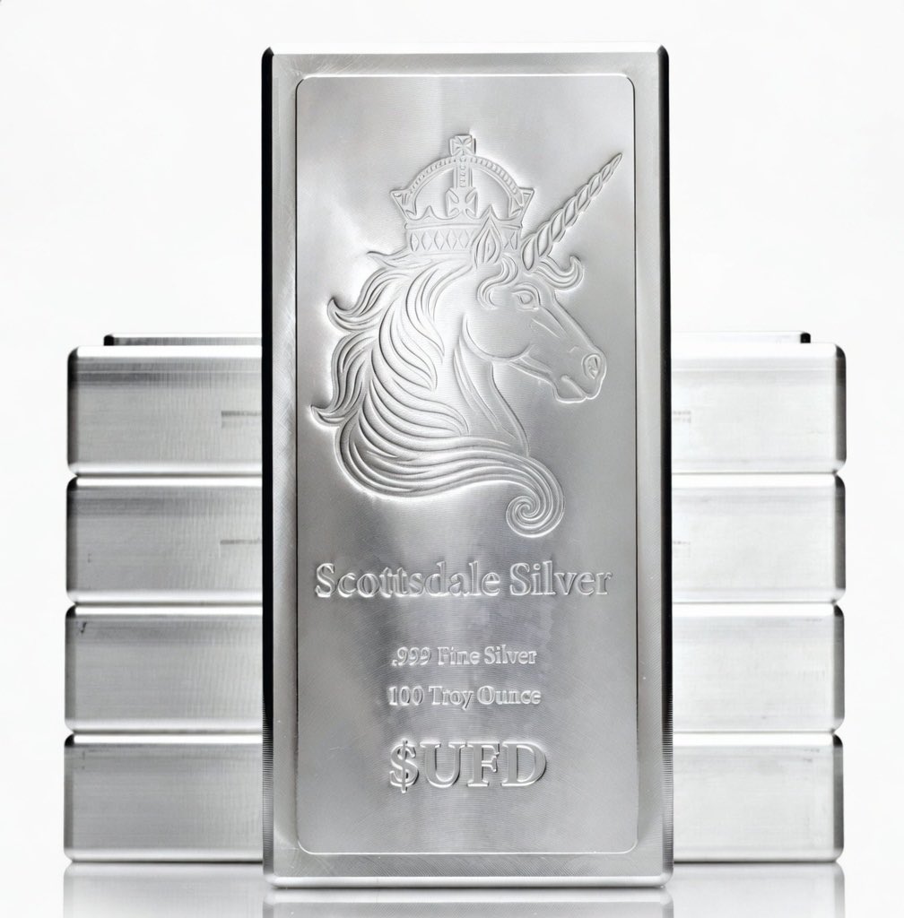 VJLvEekhout's tweet image. Hold onto your #unicorn silver 
Stack it, your freedom depends on it