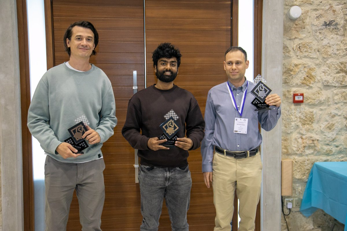 CheckmateDaily's tweet image. Harikrishnan victorious at 4th Pafos International 2026

Group A
🥇GM @Harikrishchess🇮🇳 7.5/9
🥈GM Evgeny Postny🇮🇱 7/9
🥉GM Vladimir Hamitevici🇲🇩 7/9

📷Chess Club and Pafos Chess Academy

#Chess #CheckmateDaily #Pafos #Cyprus #India