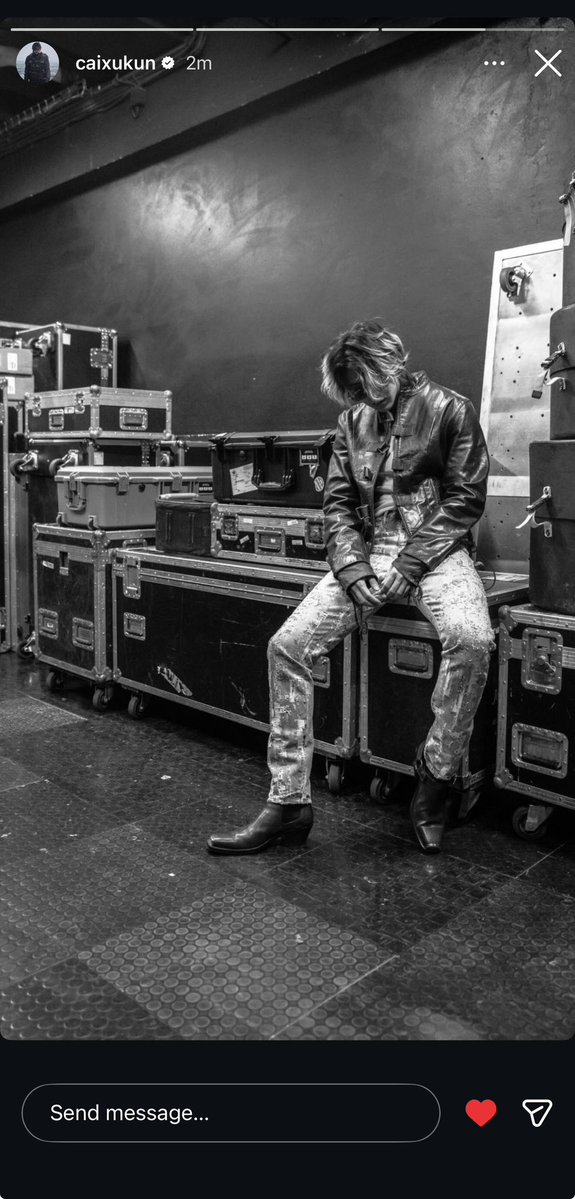 kuikui_kj802's tweet image. caixukun IG updates 😍🖤🖤
The chapter of US &amp;amp; Europe have end &amp;amp; u should take more time for resting too babe😘

An Evening with KUN
#KUN #caixukun #tour
@kun_officialx