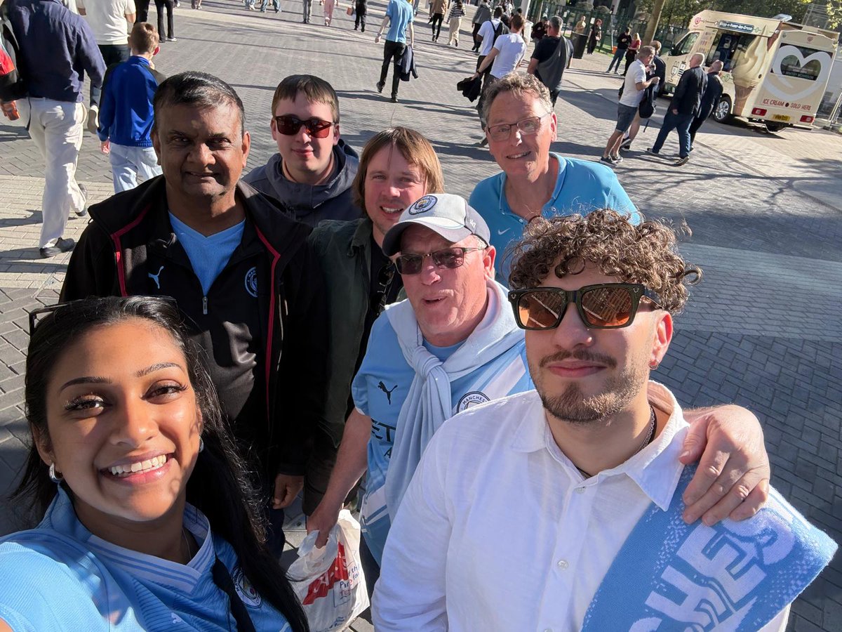 joeMCFCball's tweet photo. Wembley again 🇧🇼 https://t.co/seQamR4haq