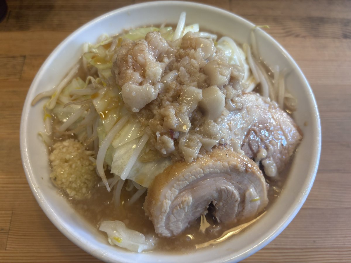まや tweet media