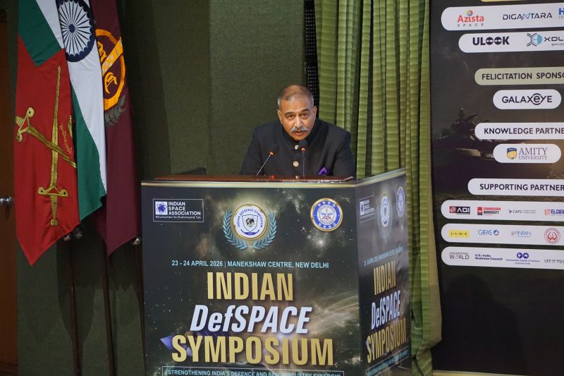 ISpA_India's tweet image. 🚀 Day 1 #Highlights | The 4th edition of the #IDS26  hosted by #ISpA in collaboration with @DRDO_India commenced  with a grand inaugural session marked by welcome address of Lt Gen Anil Kumar Bhatt (retd), Director General, #ISpA #BhumandalSeBrahmaandTak