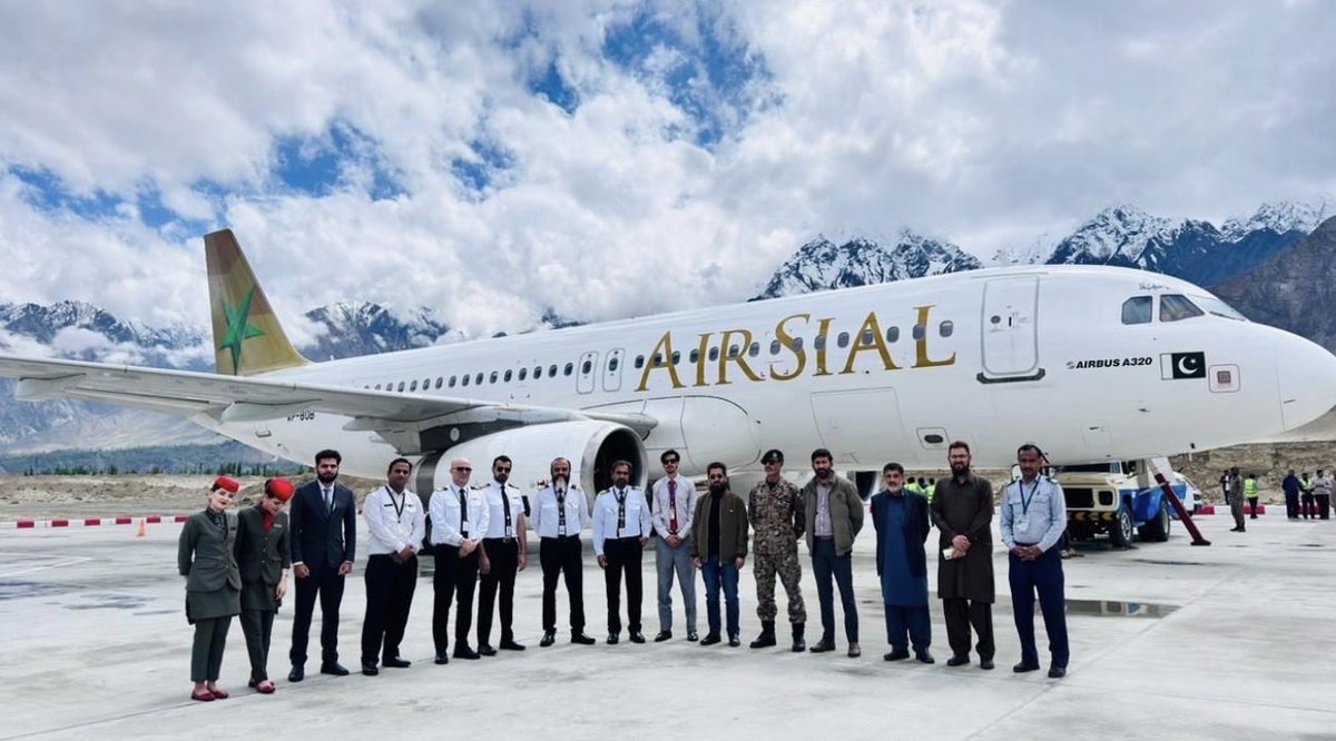 AirSial  3rd training flight  completed successfully. 
PCAA is committed to increase Air connectivity throughout Pakistan. Congrats <a href="/airsial/">AirSial</a>.
Well done Director Flight Standards <a href="/official_pcaa/">PCAAOfficial</a>
