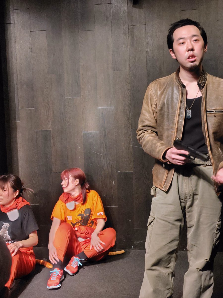 junya_musical's tweet photo. 危害は加えられていない！

#明日むか
#お笑い亭占拠
#三つ葉のクローバー https://t.co/PwPo9XkkeN