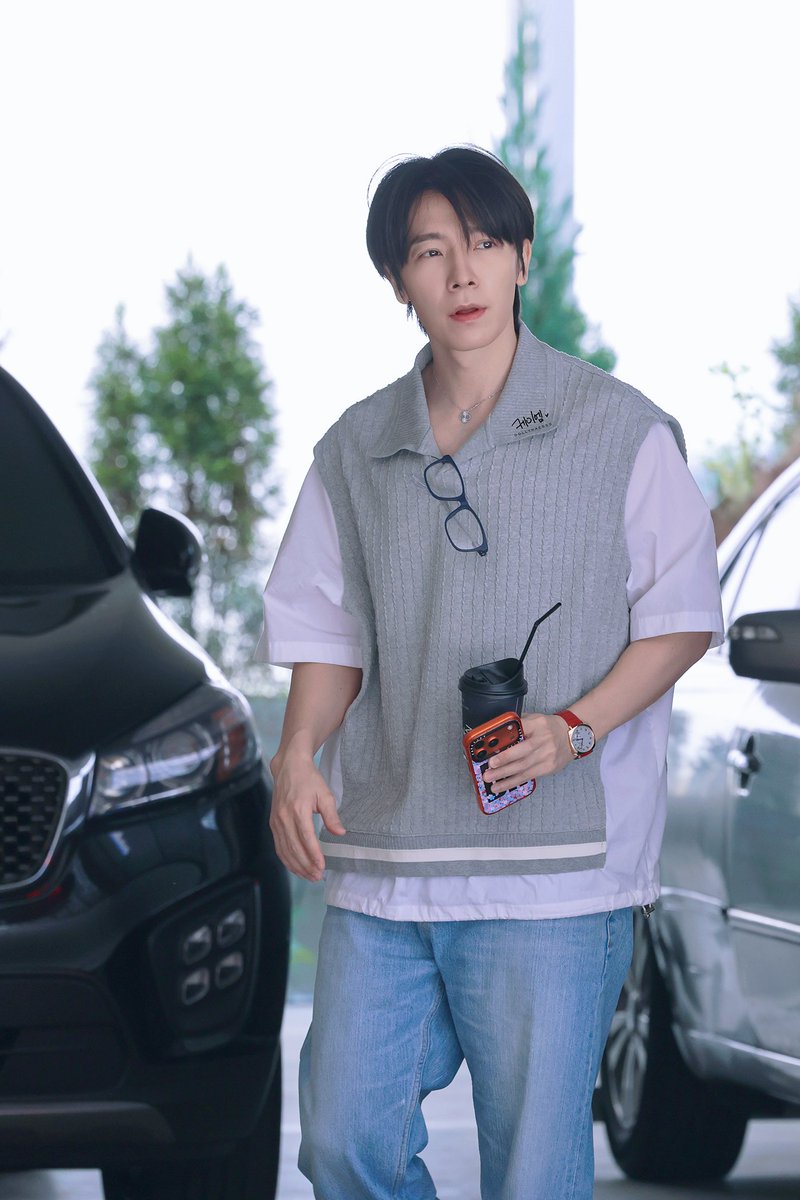 케이엠 tweet media