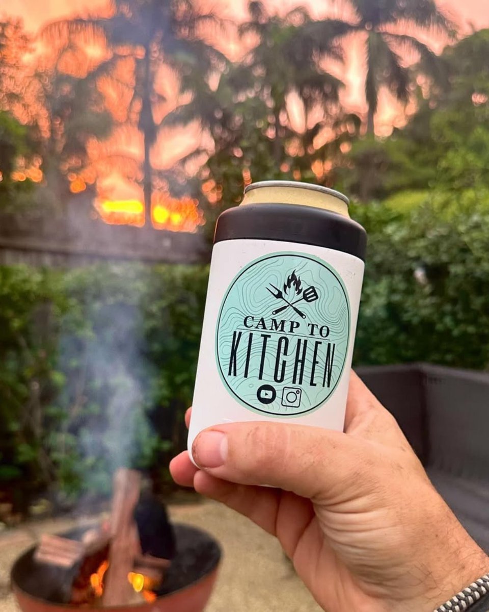 StickerooAu's tweet image. When your logo ends up on a cold one at golden hour, you know you've made it 🌅🍺 Branded stickers that go beyond the laptop and onto everything your crew touches.

#Stickeroo #CustomStickers #StickerPrinting #BrandStickers #VinylStickers #SmallBusinessAU #MerchGoals