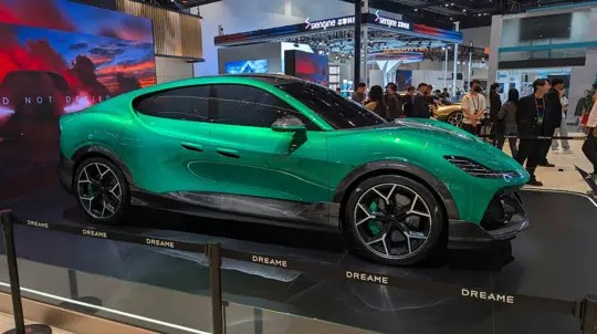 guidaautonoma's tweet image. Al Salone di Pechino 2026, Dreame presenta il concept Nebula Next 01X con guida autonoma Livello 4

32cars.ru/it/ampposts/id…
#SelfDrivingCars #AI #IoT #5G #AutonomousVehicles #autonomous #Robot #startup #SmartCity #robotaxi #travel #tech #technology #mobility #delivery #Transport