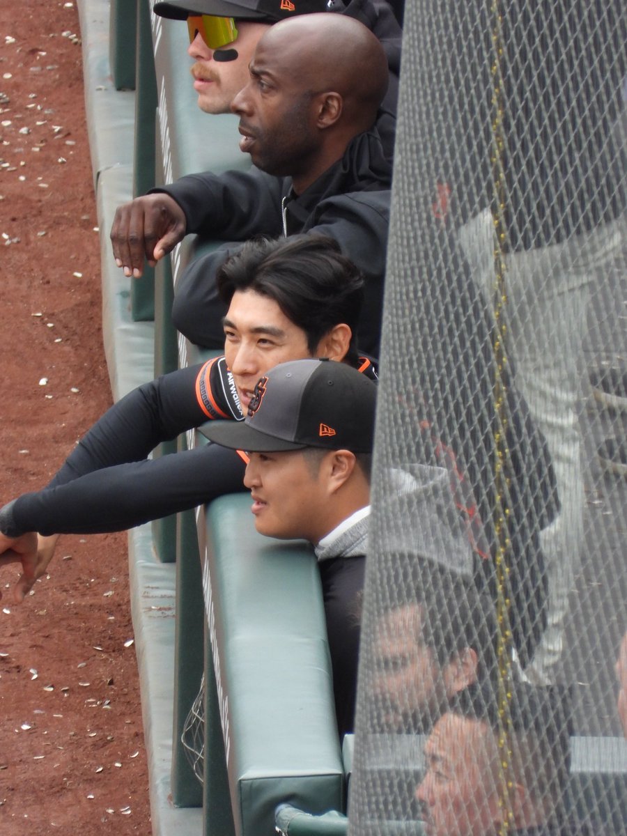 minjeong__kim_'s tweet image. [4/25/26 vs MIA] 덕아웃 이정후 2 (feat. 고냥 자연스러운 사진들) | Jung Hoo Lee in the Dugout 

#JUNGHOOLEE #이정후 #SFGIANTS #샌프란시스코자이언츠 #ORACLEPARK 

instagram.com/p/DXlf2FxFau6/