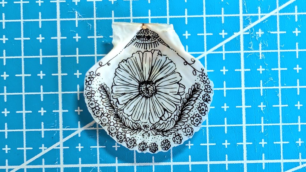 Yukiji_Ichinose's tweet image. #細密画 #zentangle #doodleart #patternart #mandala #abstractpatterns #イラスト #flower #daisy