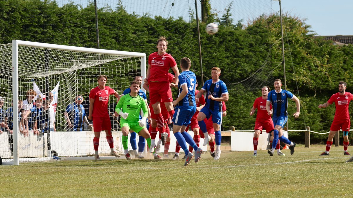PhotoHardy's tweet photo. Action from @ThurlowNunnL league challenge cup final at @DissTownFC .
@MulbartonFC  v @BasTownFC , great performance by Basildon who made Mulbarton work hard for another victory. https://t.co/GI4IKlQOz1
