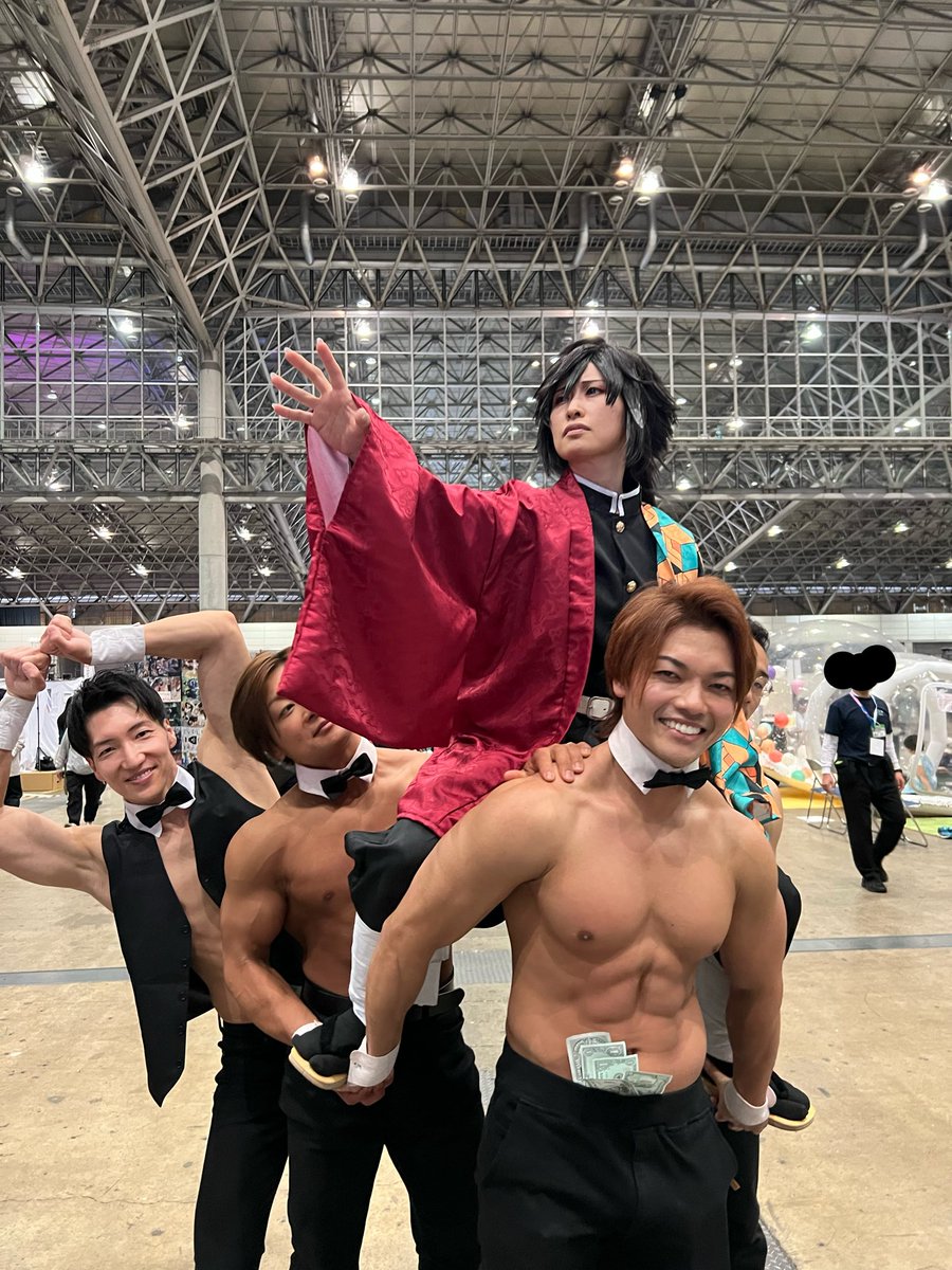 tanukingirl's tweet photo. マッスルタクシーさんありがとうございました❤️
［cosplay コスプレ］
鬼滅の刃/ 冨岡義勇
#ニコニコ超会議2026 
#超コスプレ #たぬコス
#マッスルタクシー https://t.co/c0AWKjuw3V