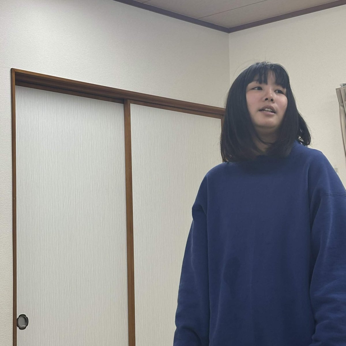 昨日

「空白探訪」

の稽古をしました。
感情の作り方や自分自身の身体について考える時間になったと思います。
そして、まだまだ変化できる余地が見えてきました。これからどうなるのか楽しみです。