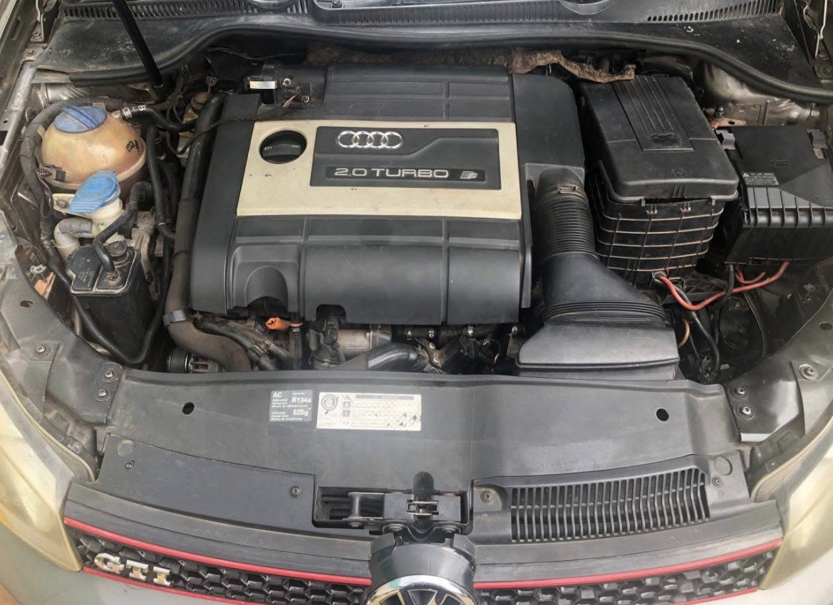 2010 Golf Mk6 Gti
2000CC (audi S3 swapped) 163,000kms, leather seats, auto lights. 
📍Viewing thome/ garden estate.
 💰960k. 
☎️0745097573