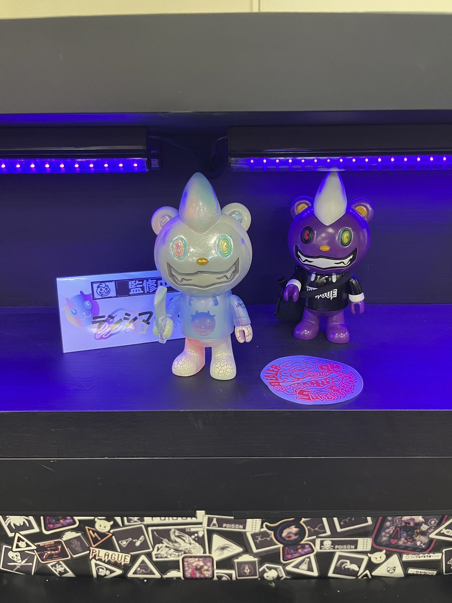 アコニット tweet media