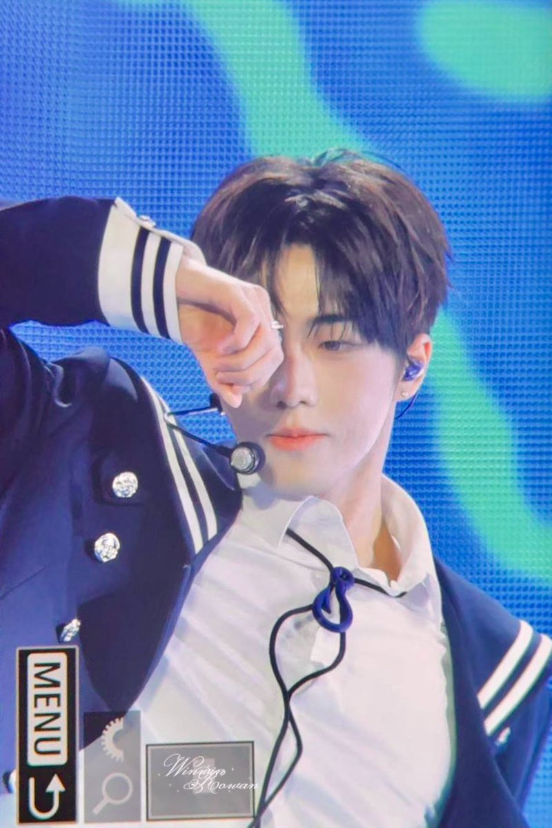 Winwin_rowan tweet media