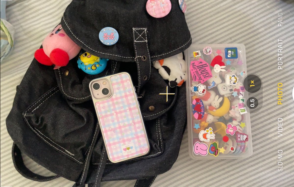 ⭒blue ribbon*ੈ✩ tweet media