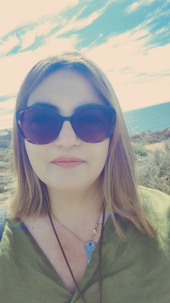 Claudie tweet media