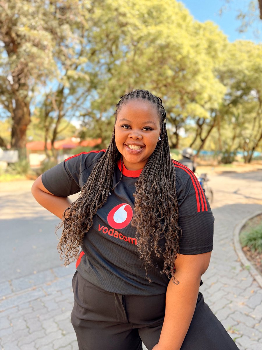 Lionella🌻 tweet media