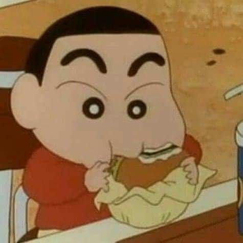 RetroCraShin's tweet photo. ハンバーガーを食べるしんのすけ https://t.co/ITZ0theQXD https://t.co/YP3s3ORONY