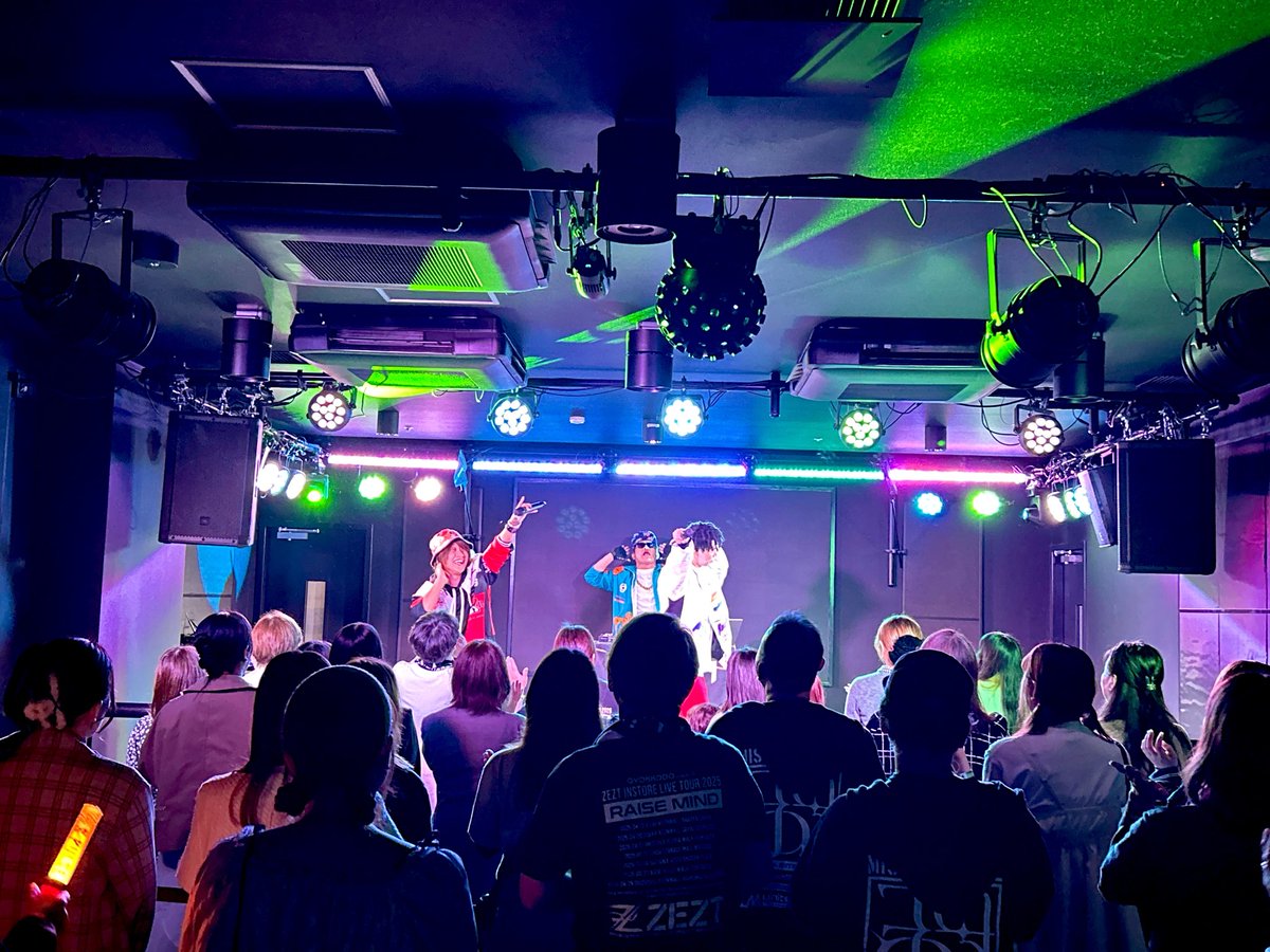 053united_music's tweet photo. 本日はJam9とZEZTがProtea*さん主催ライブ「Crossover vol.17」に出演させていただきました✨ツアー静岡公演に呼んで頂きありがとうございました！！

#バイプロテア
Jam9： @Jam9_Official 
ZEZT：@enter_brothers https://t.co/0NYHPR1w60