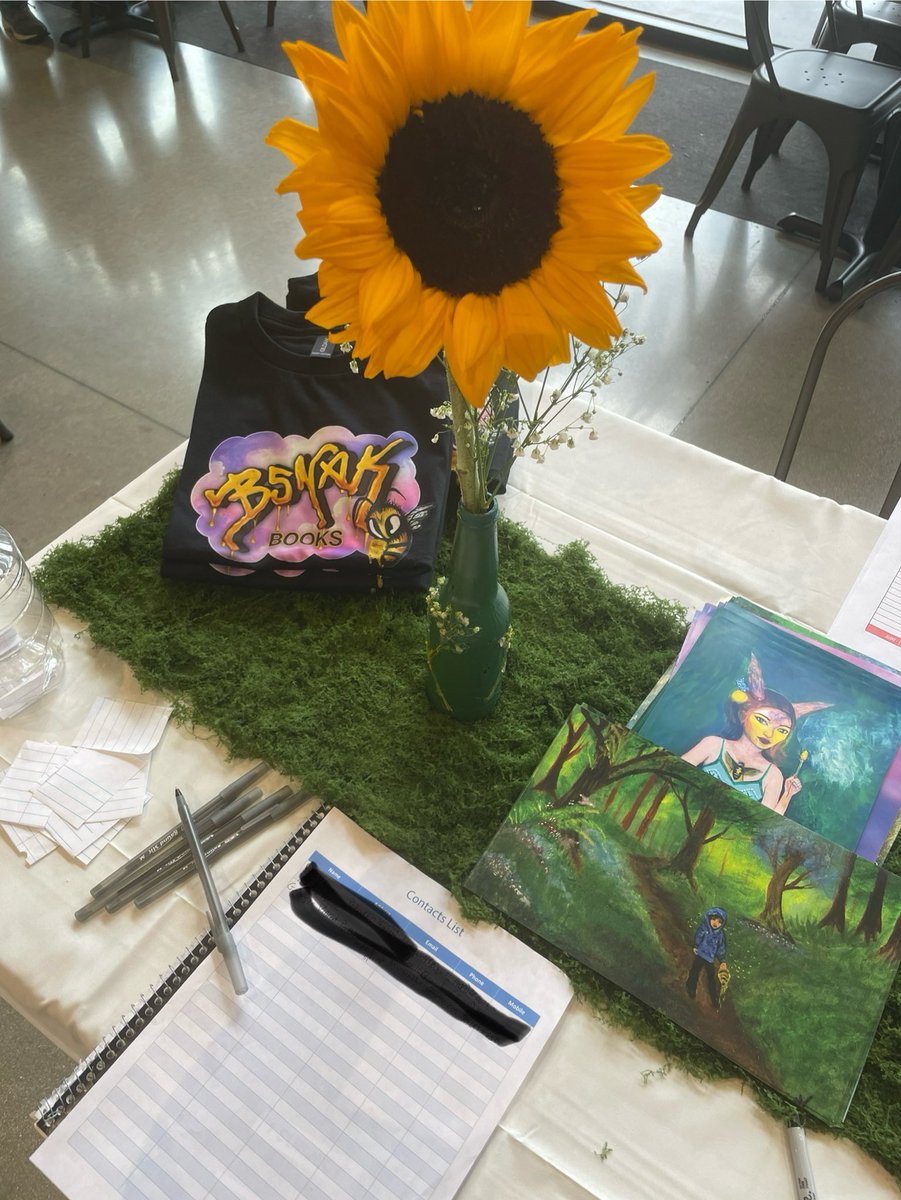 bsnakbooks's tweet image. 1st launch! Enchanted forest theme. “A Bee’s Snack” #children #book #launchparty