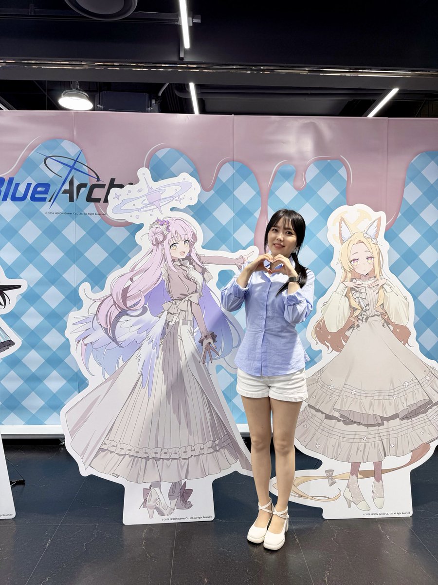 MC레나 tweet media