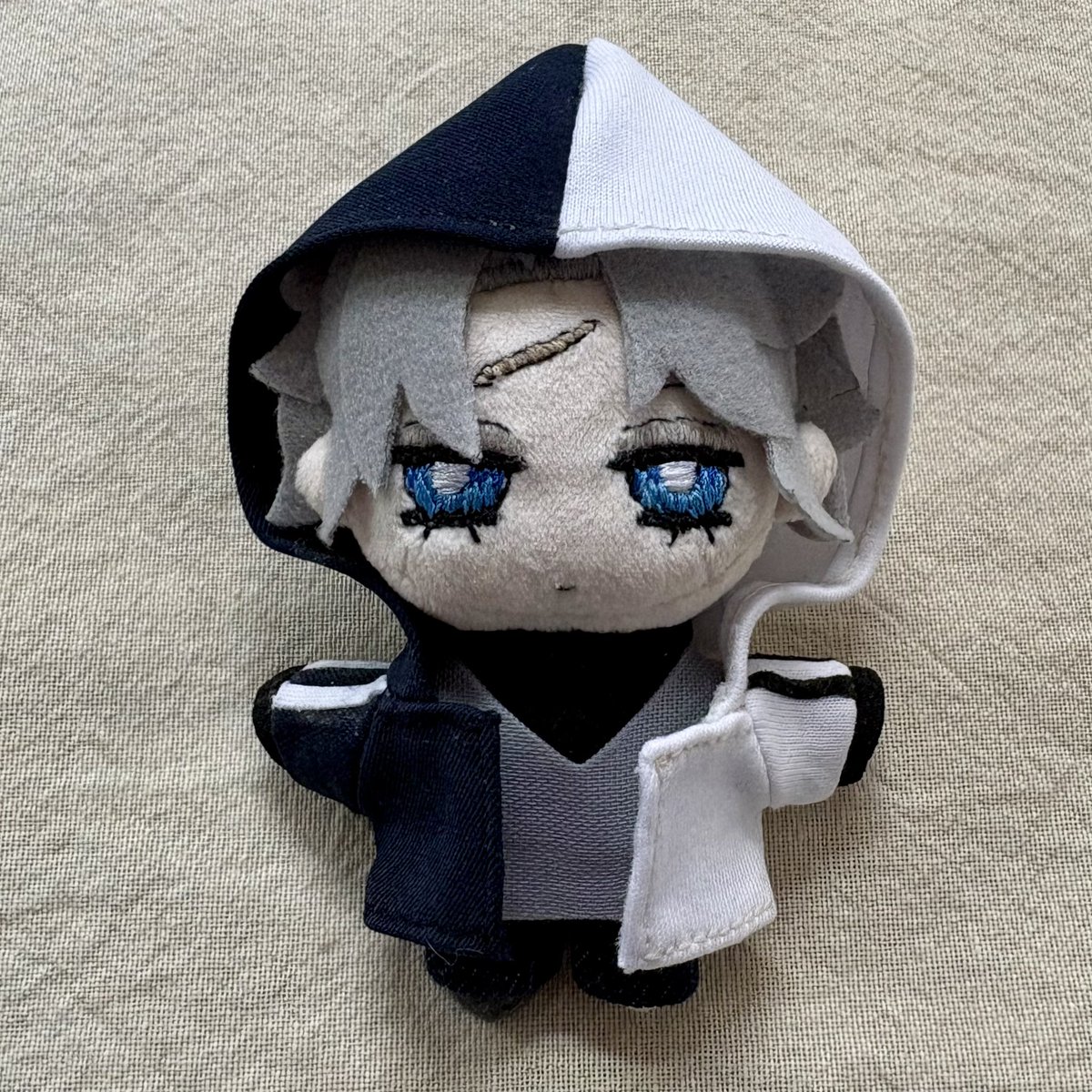 にーび (@21Bi_anmits) / Posts / X
