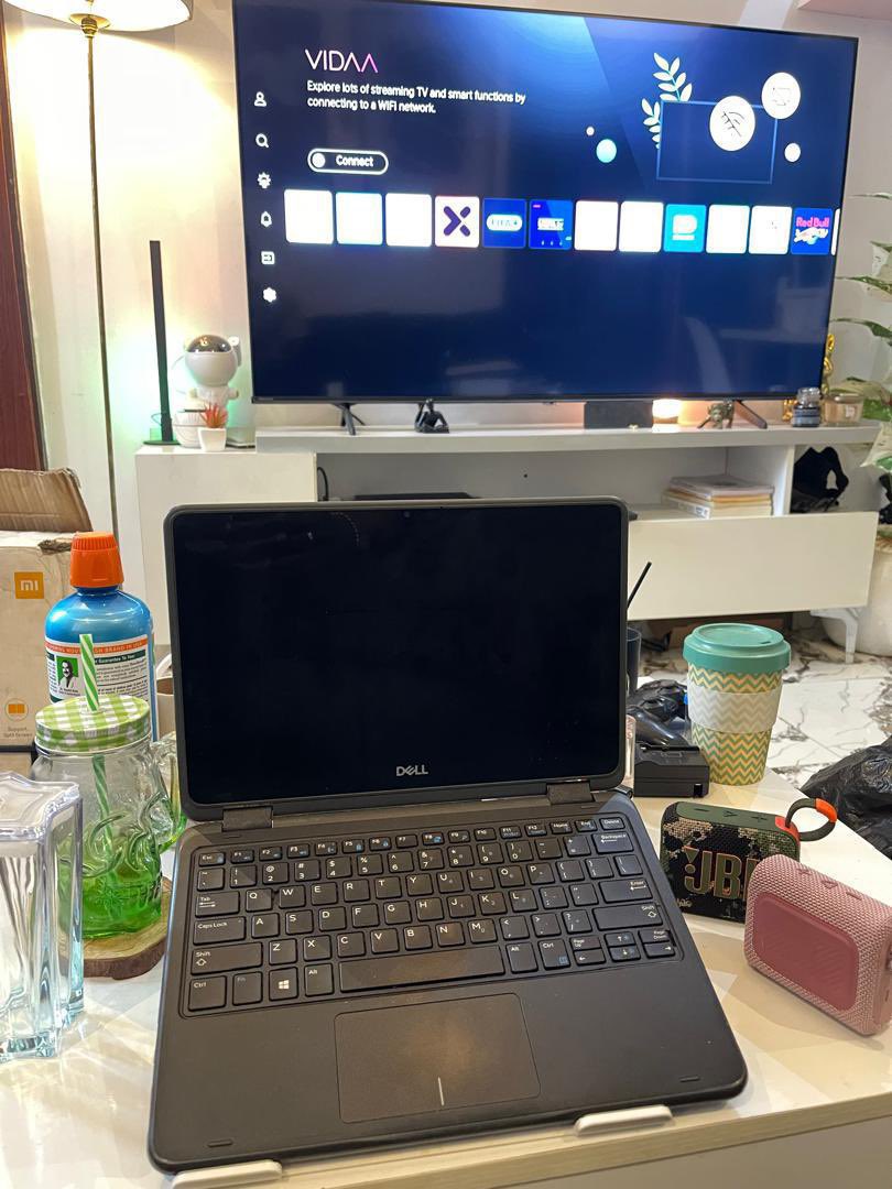 Val Gadgets tweet media