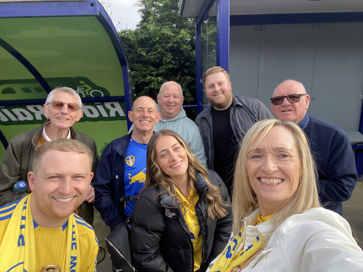 WILSONANGELAL's tweet image. We’re the famous Leeds United and we’re off to Wembley,
Wembley, Wembley!!!

#MOT #ALAW #LEEDS #LUFC 💛💙🤍