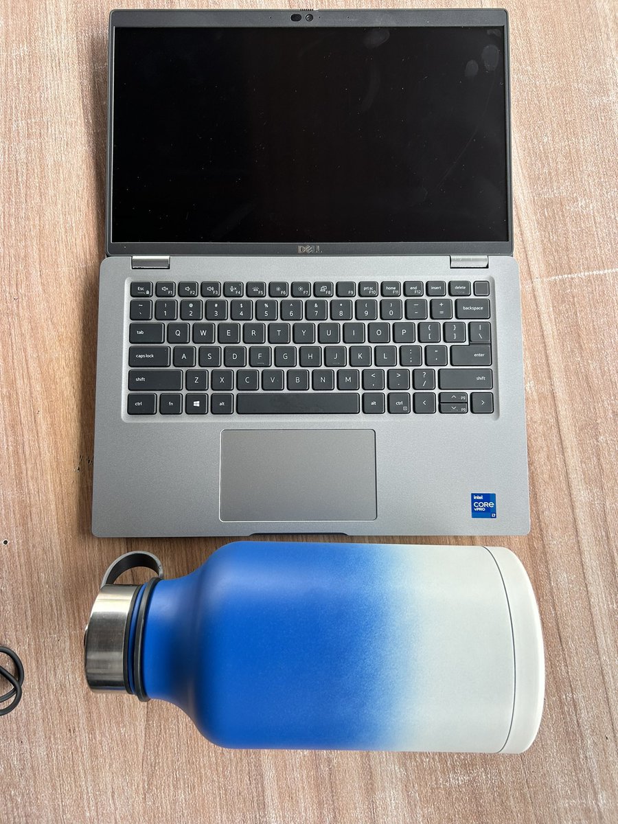 Val Gadgets tweet media