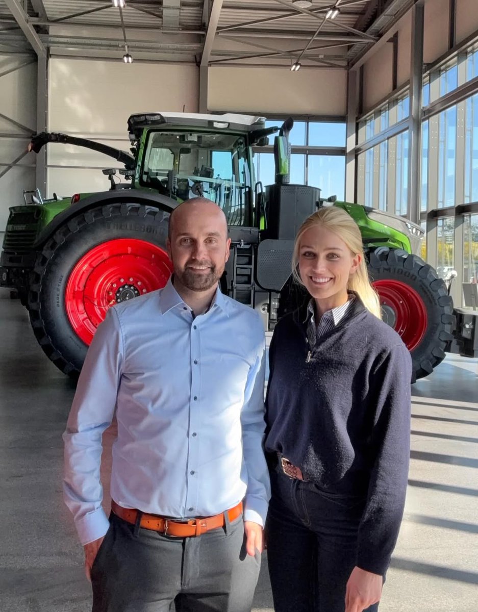 CGrolet42021's tweet image. 🚂🐄🚜☀️🌱Von Berlin ging es gestern ins wunderschöne Allgäu. Bio-Milchviehbetriebes Schatten auf der Weide spendet.#landwirtschaft #agripv #pv #kühe #tierwohl tierschutz
Energiewende