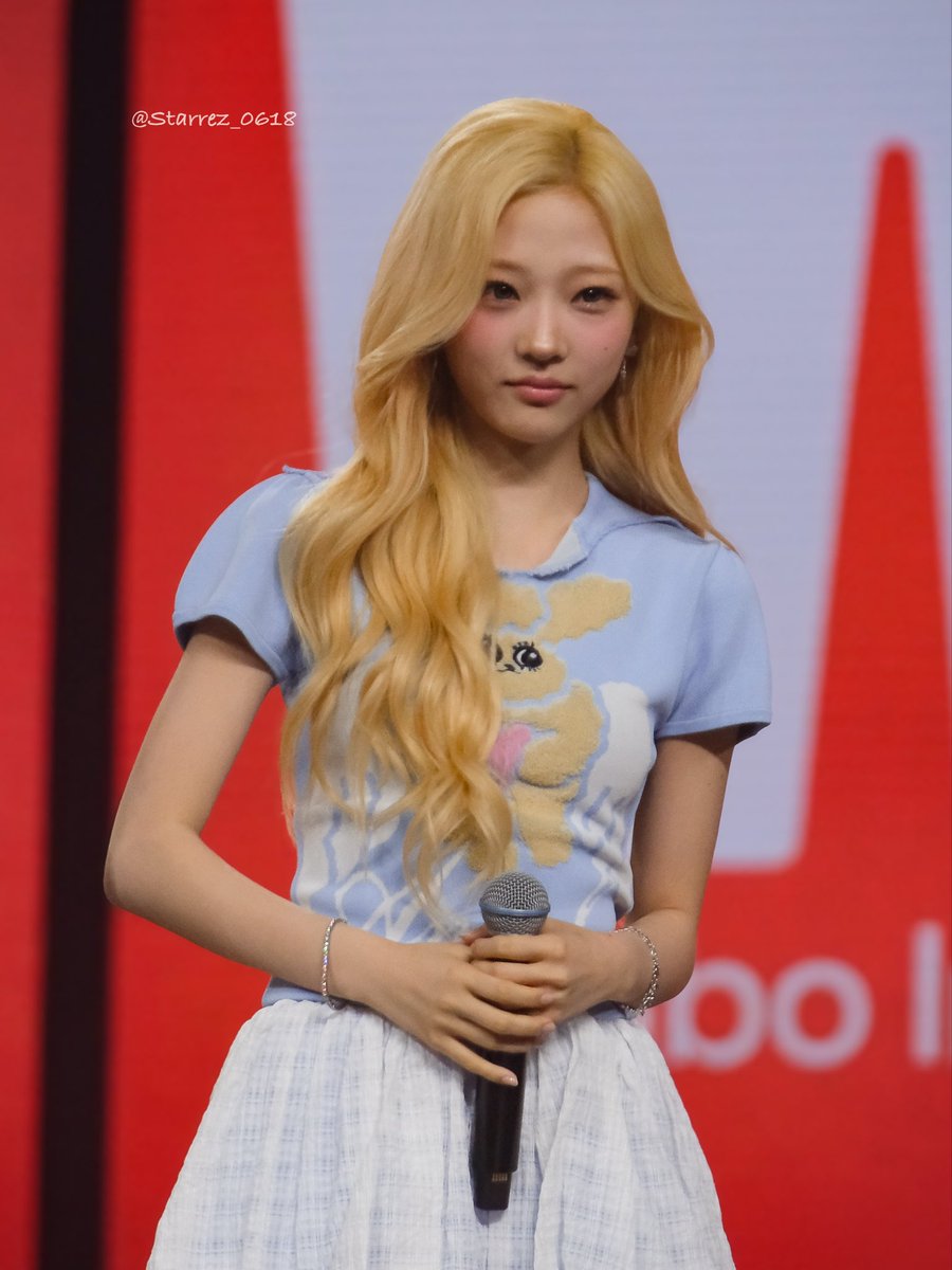 Starrez_0618's tweet photo. 260425 WIEA Stella

#스텔라 #stella #하츠투하츠 #hearts2hearts #金多絢 https://t.co/MaD9h8tNaw