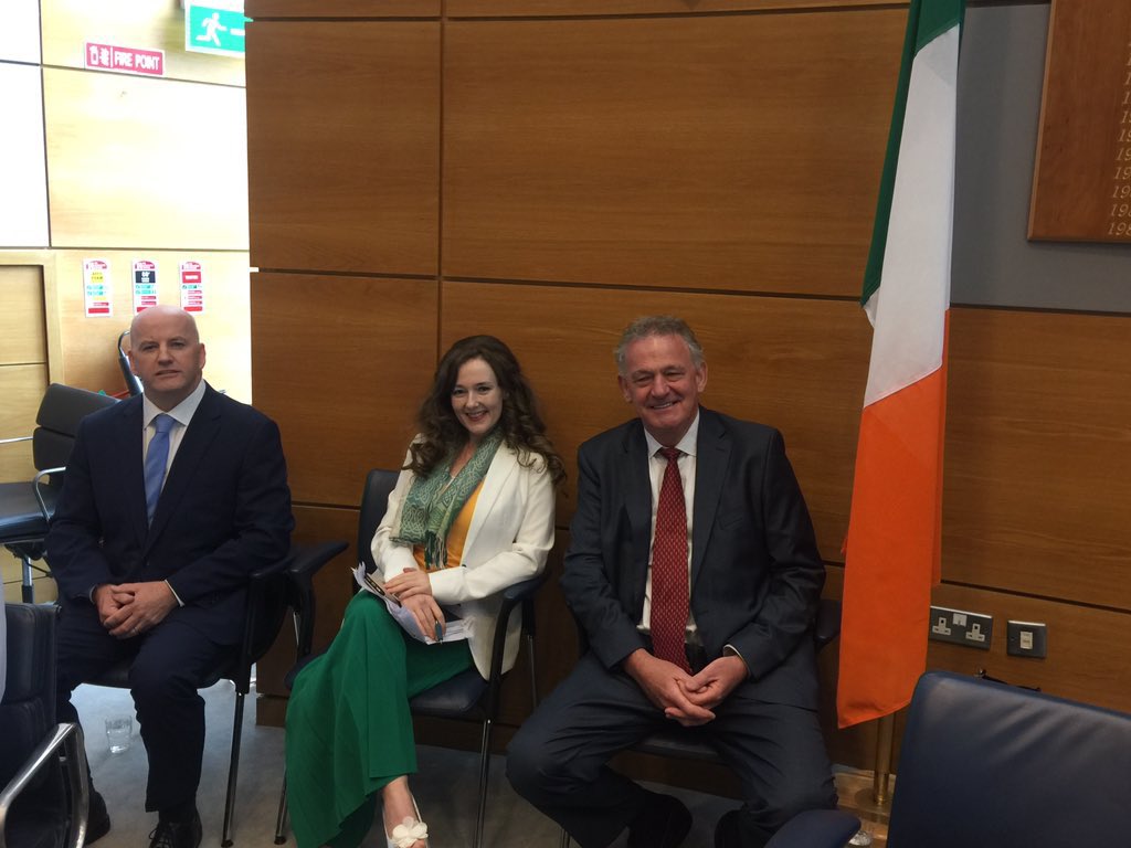 sarahlmull82's tweet image. I had only gone 36 when I travelled around #Ireland as a #PresidentialCandidate with 1 mission in mind 2 #SaveIreland 

8 years later I have been BLESSED in so many ways &amp;amp; I’m Thankful I stayed TRUE to who I was &amp;amp; held my beliefs close 2 my #HEART 

Have a beautiful #Sunday❤️✝️🕊️